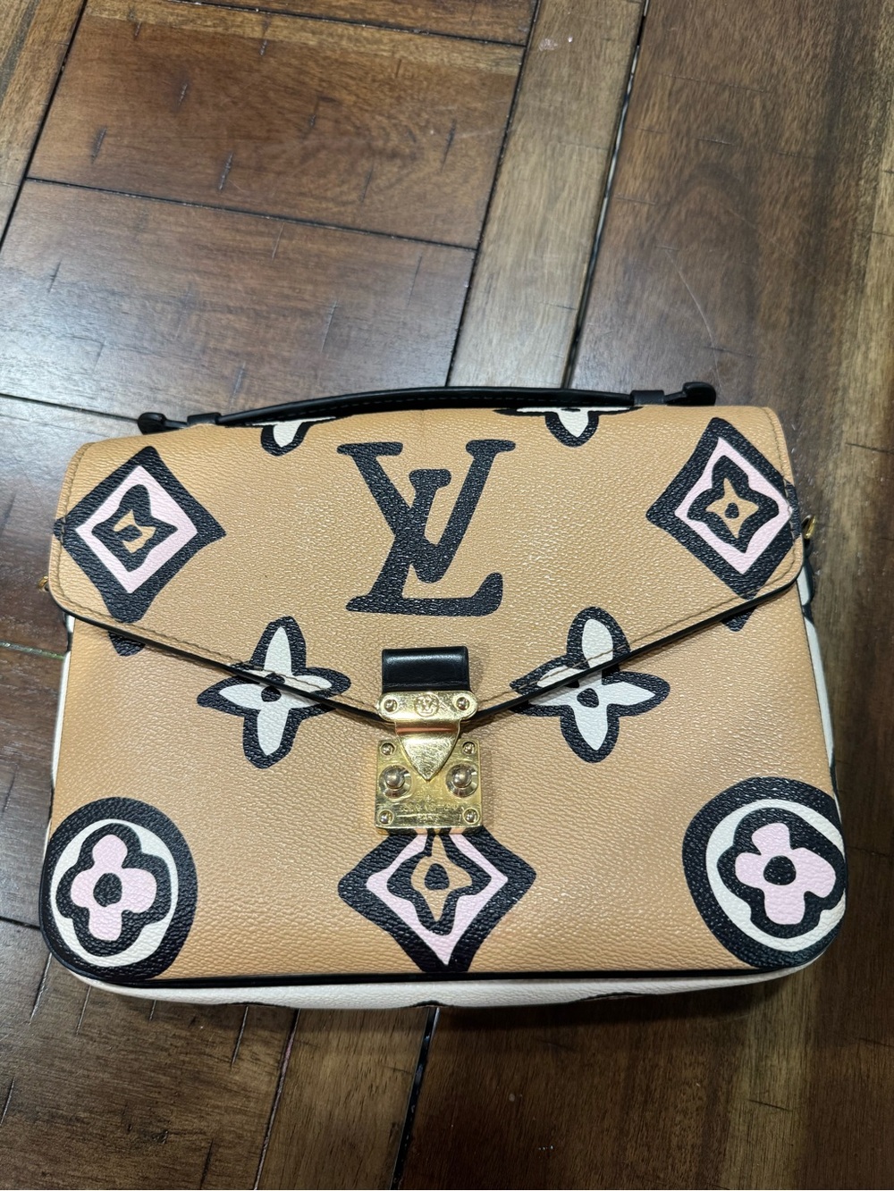 Louis Vuitton Wild At Heart Arizona Pochette Métis Crossbody Bag Limited Edition